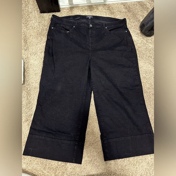 NYDJ Cropped Wide Leg Thick Hem High Rise Size with Blue Jewel Details 20W - Picture 1 of 6